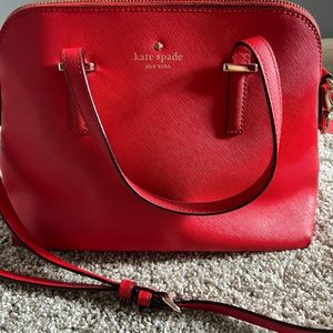 MAKE AN OFFER-Authentic -Kate Spade Satchel- Good Condition
